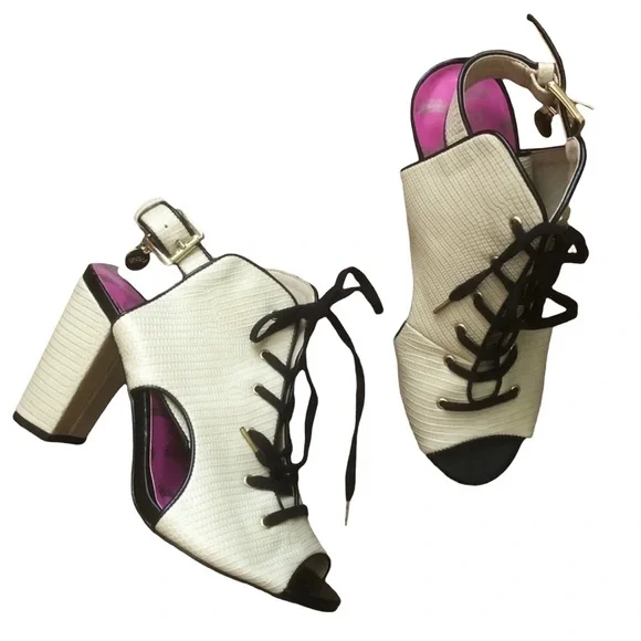 Juicy Couture Lace Up Open Toe Heels Size 10 - Picture 12 of 16